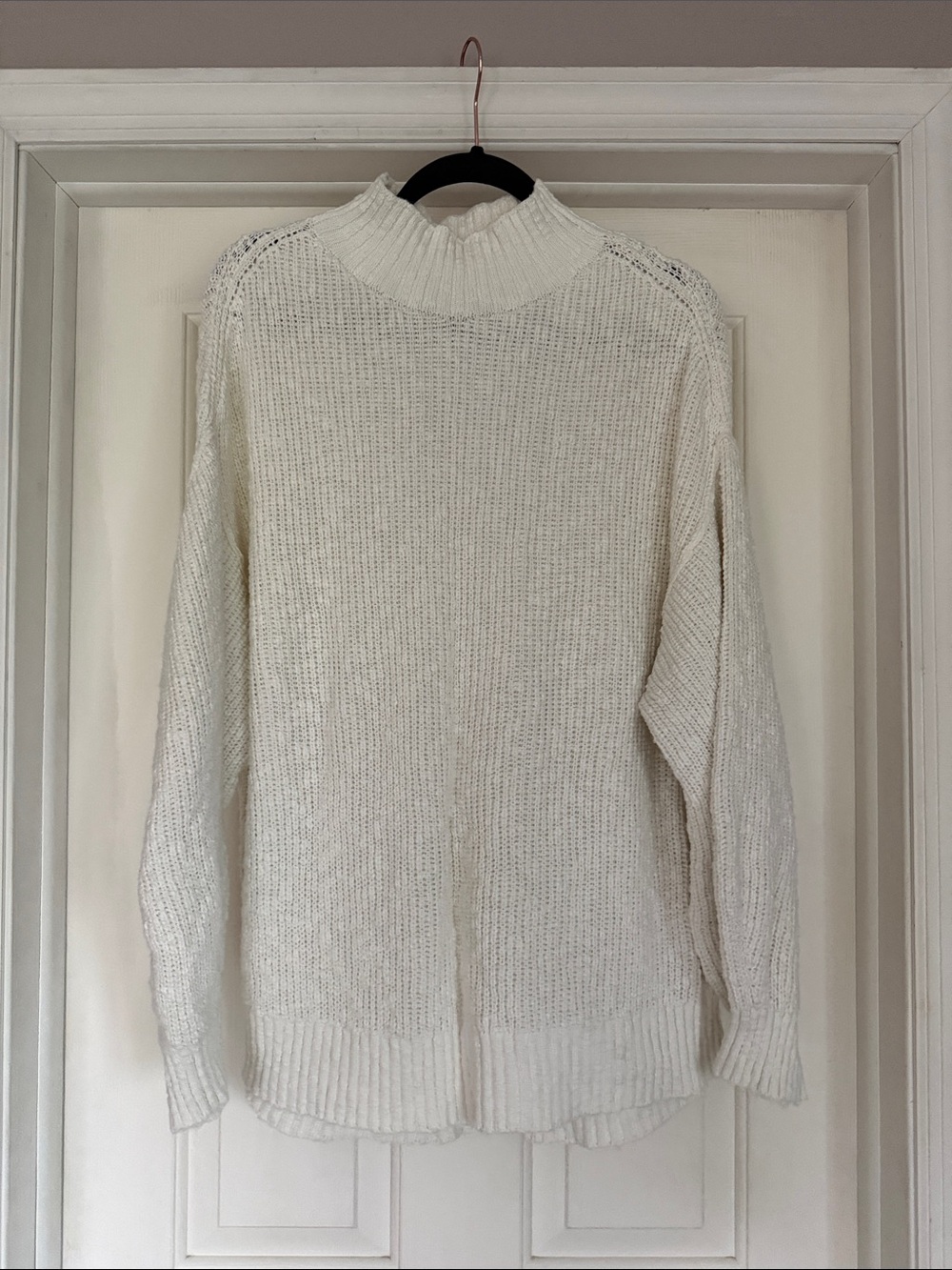Aerie Cream Mock Neck Women's Sweater